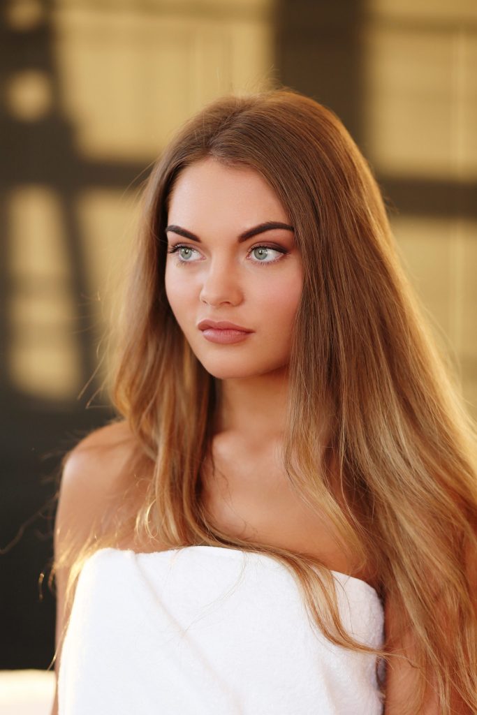 Tendencat e Bukurisë për 2024: Çfarë Po Dominon Tani?