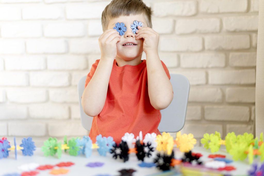 Diagnozat e autizmit po rriten shume në SHBA , ja pse